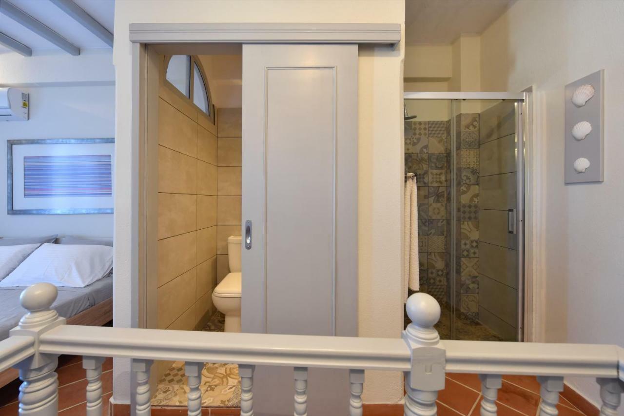 Almyra Seaview Maisonette In בית נופש נאוסה